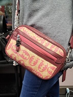 Coach Vale Jes Crossbody in Signature Canvas with Rexy, Collab W/Guang Yu 2020